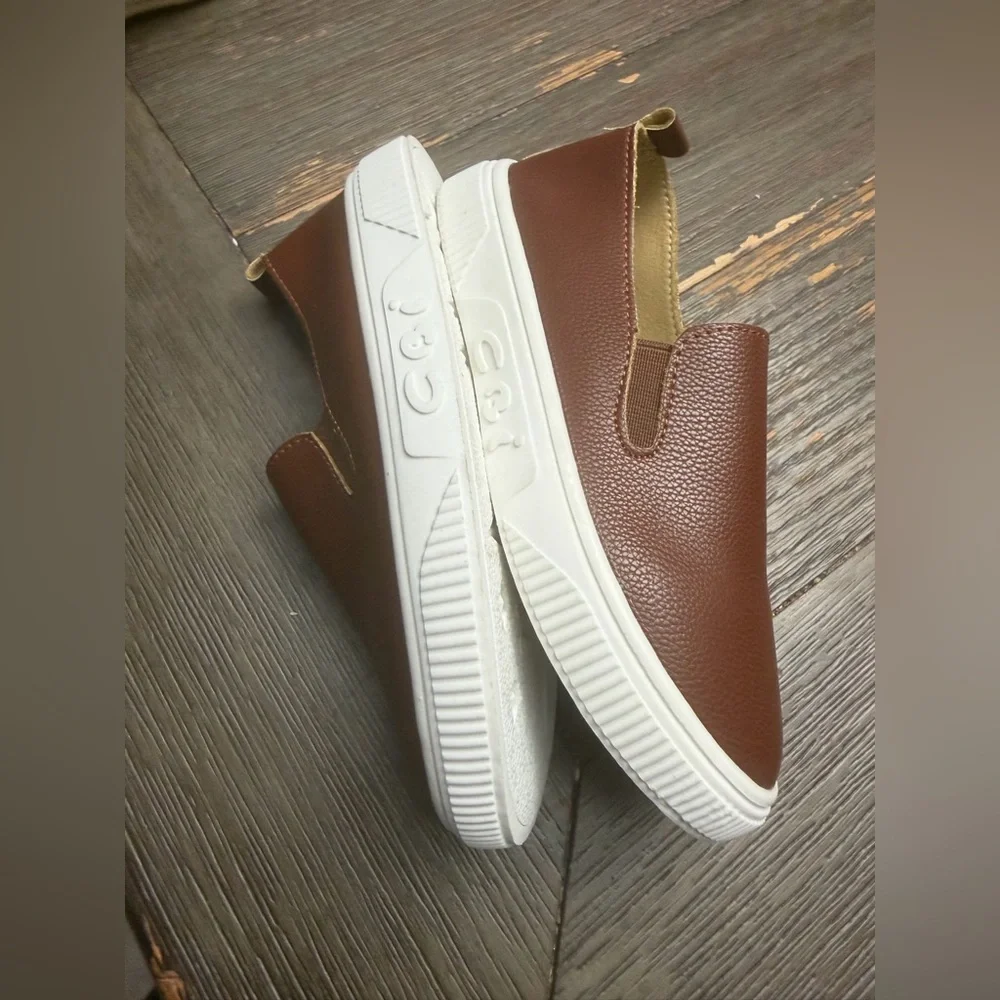 FASHION I LOVE YOUR SHOES casual slip-on loafers size 13(31) boys